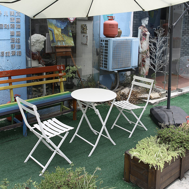 Vinka Metal Bar Set with Stools