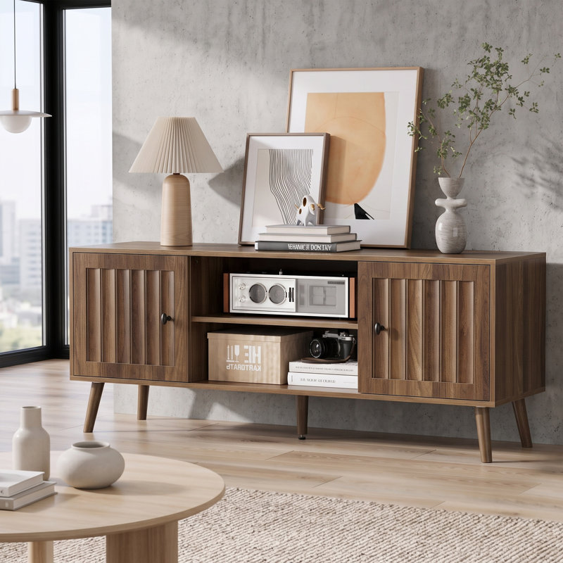 Meuble télé avec tablettes réglables