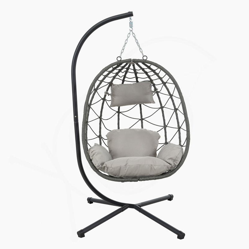 Fauteuil à œufs suspendu confortable en osier pour la détente et les loisirs