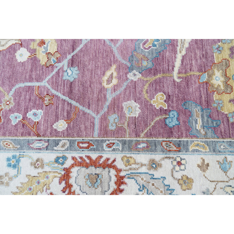 Oriental Area Rug in Ivory, Rectangle 8' x 10'