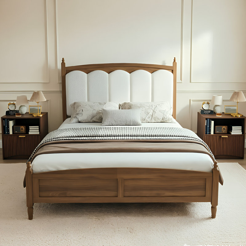 Ensembles de chambre à coucher de style campagnard 3 pièces pour grand lit, grand lit tapissier avec tête de lit Mid-Century et 2 tables de chevet assorties