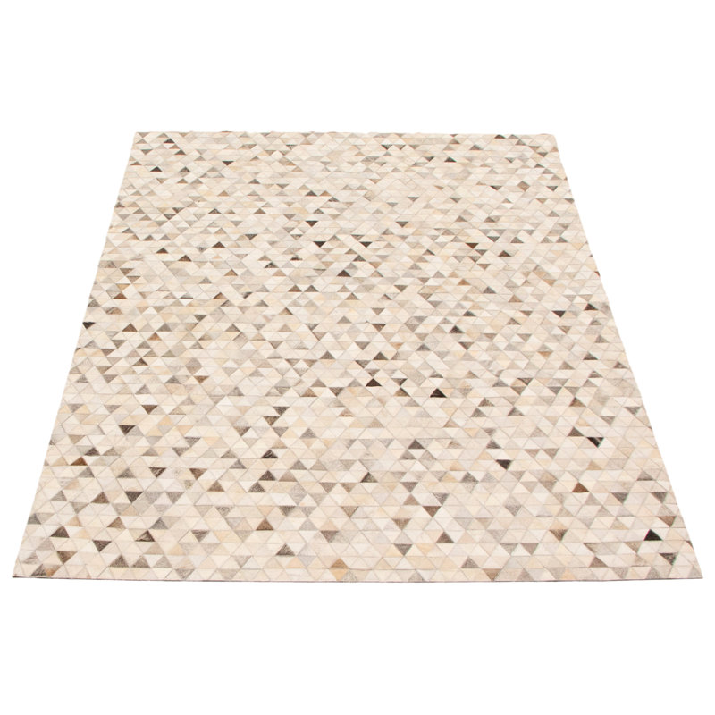Eureka Cowhide Geometric Indoor Rug