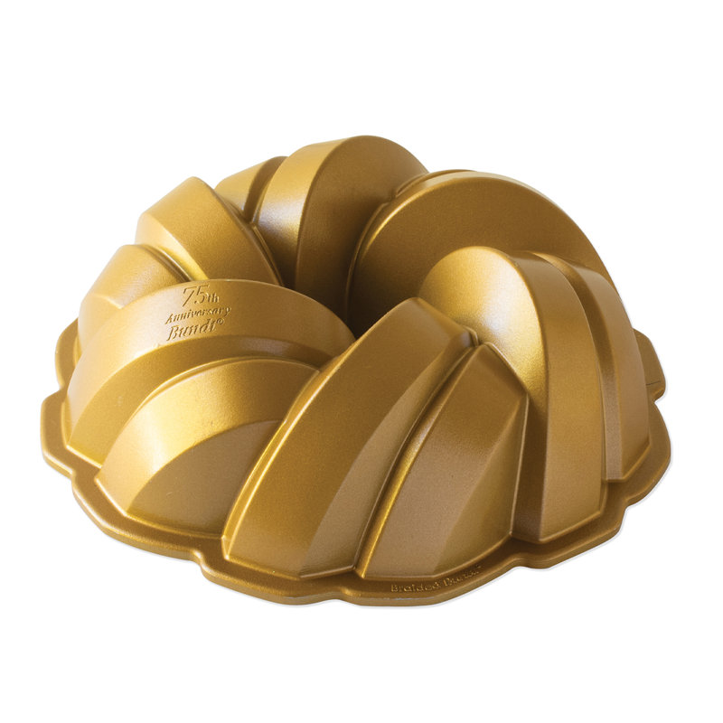 Nordic Ware Classic Cake Pan