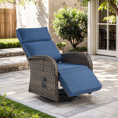 Chaise de patio inclinable avec dossier et repose-pieds Arcturus