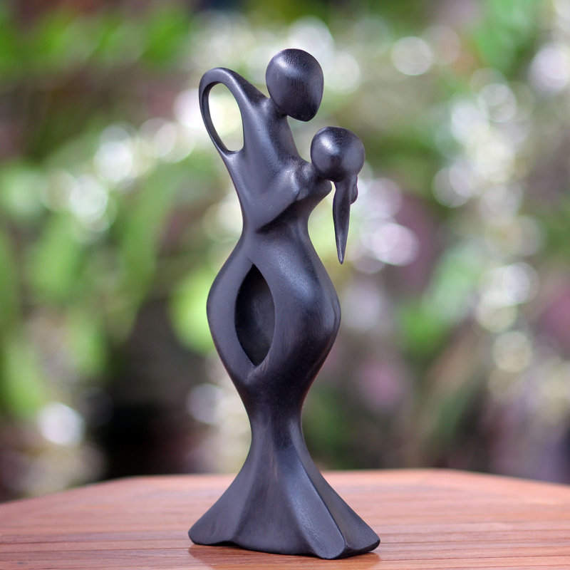 Colista Figurines & Sculptures