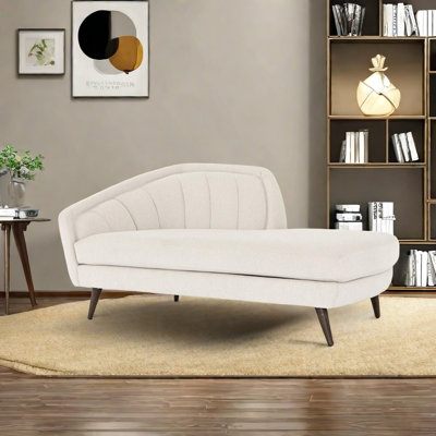Chaise confortable en bois massif