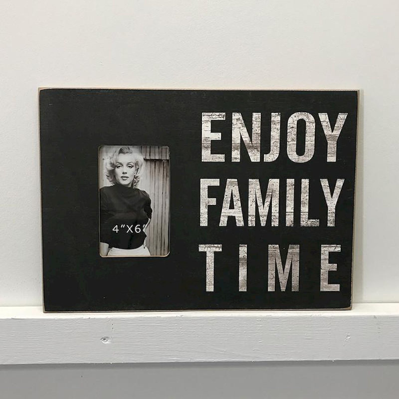 Cadre photo rétro the look time family Danial
