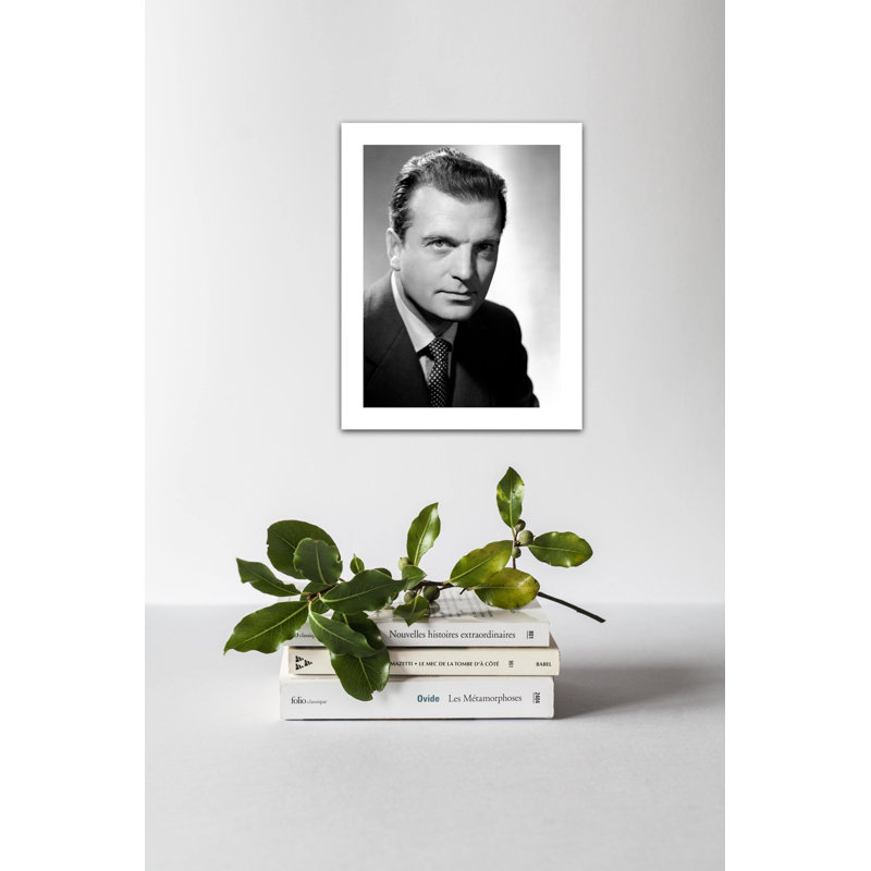 Portrait de John Loder - photographie sans cadre, H 10 po x l 8 po