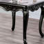 1 table de bout carrée de style traditionnel avec pieds incurvés en bois massif