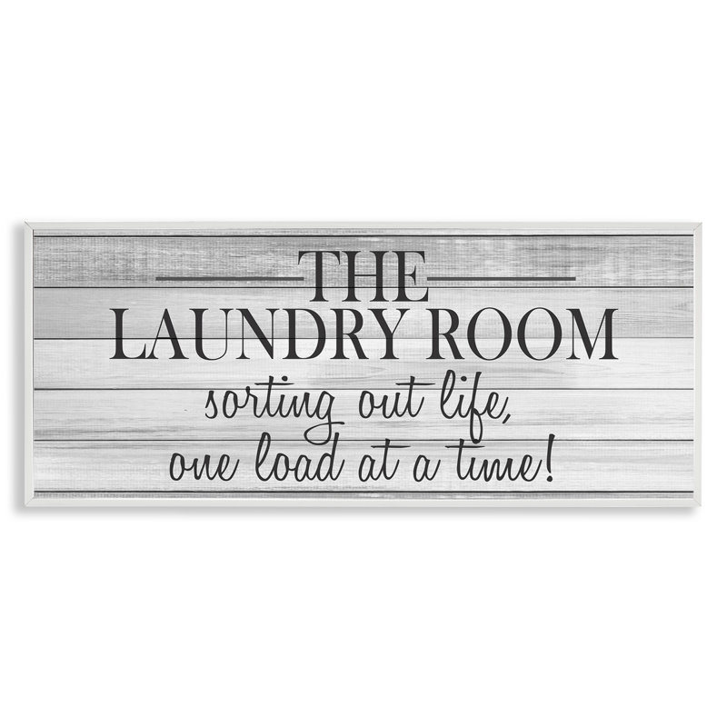 «Laundry Sorting Out Life», impression sur planche noir et blanc surdimensionnée, encadrée sur fond blanc, art texturé par Kimberly Allen