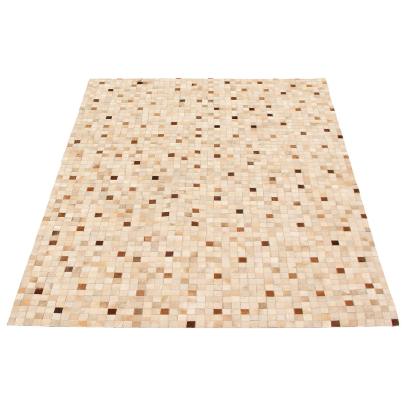 Tapis beige / brun en cuir de vache à carreaux Arundell
