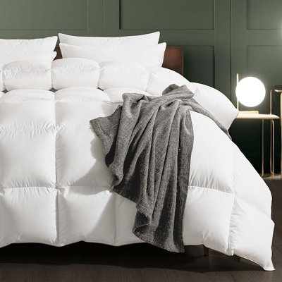 Feather Fibre Comforter Oversize Duvet Insert, Gold Piping