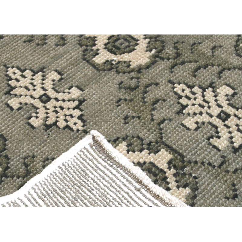 Gallery Size One-of-a-Kind 4'10" x 9' Area Rug