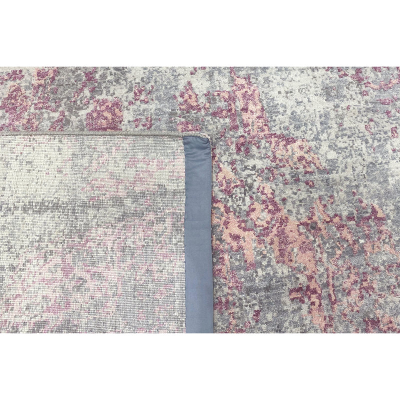 Abstract Area Rug in Gray/Pink, Rectangle 5' x 8'