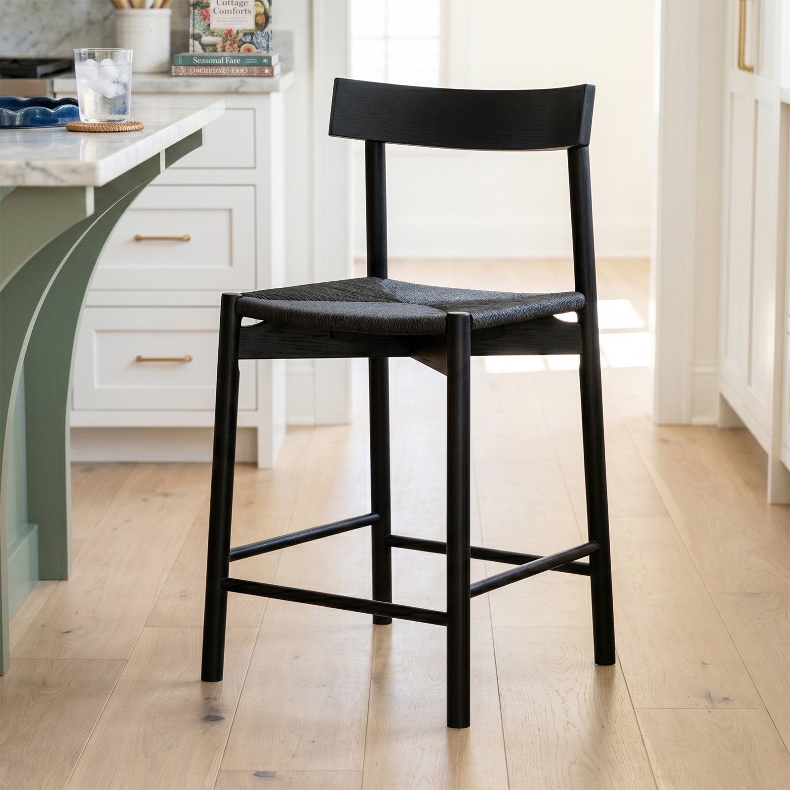 24" Bar Stool, Pitch Black