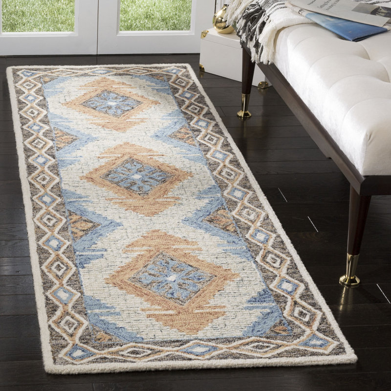 Sebrite Hand Tufted Wool Southwestern Rug, Square 5'
