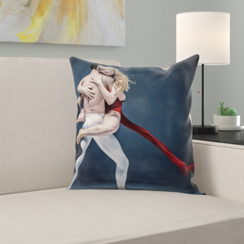 Coussin en fausse danse
