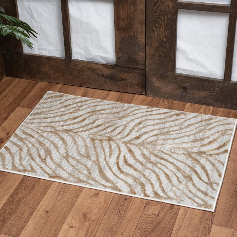 Tapis doré Elegance, Rectangle 7 pi 10 po x 10 pi 3 po