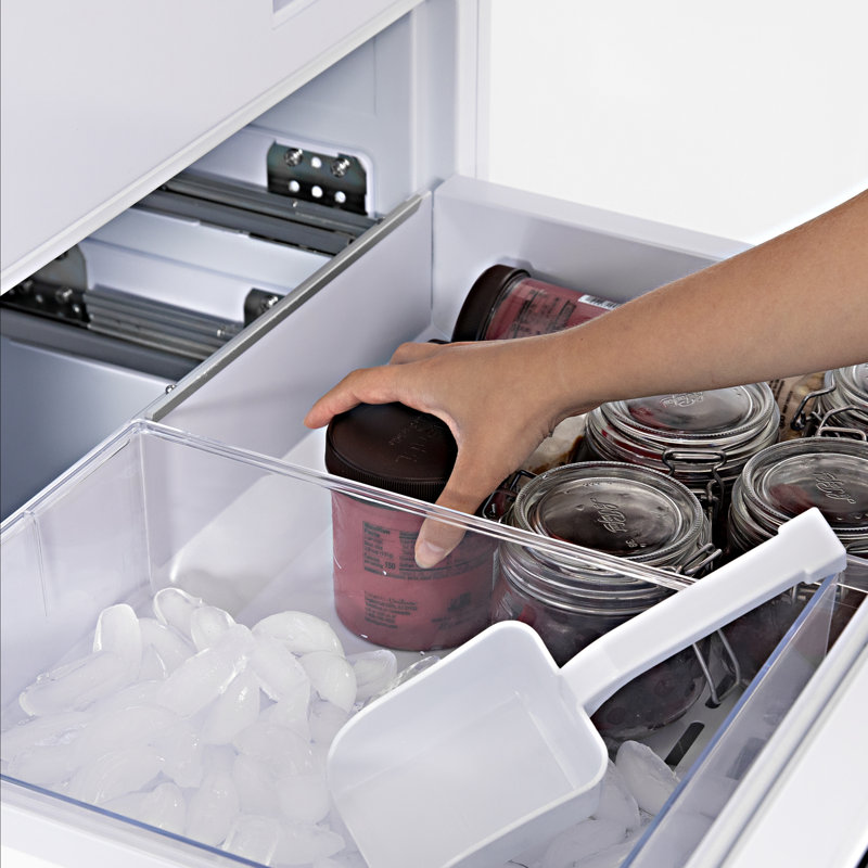 ZLINE 30" 16.1 cu. ft. Panel Ready Built-In 2-Door Bottom Freezer Refrigerator with Internal Water and Ice Dispenser