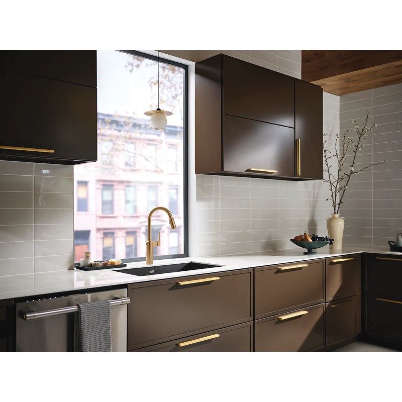 Robinet de cuisine à poignée simple Moen Inara Motionsense Wave, Doré