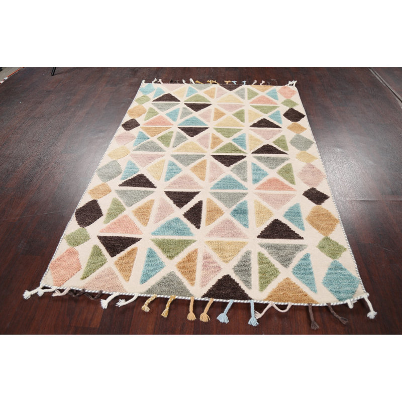 Tapis beige en laine noué à la main de conception unique 4 pi 7 po x 6 pi 6 po nouvel âge Calliandra