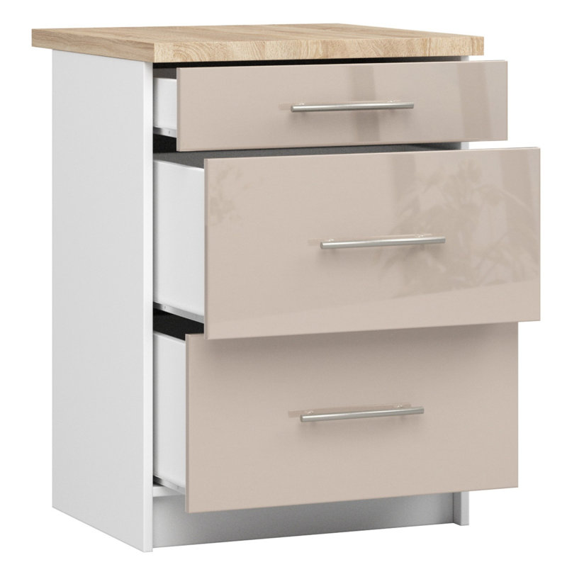 The kitchen base cabinet is white and cappuccino gloss