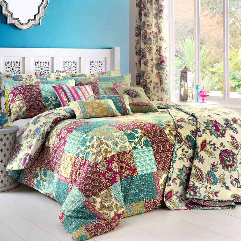 Marinelli Floral Duvet Cover Set with Pillowcases Included, Super King - 2 Standard Pillowcases, Teal/Pink
