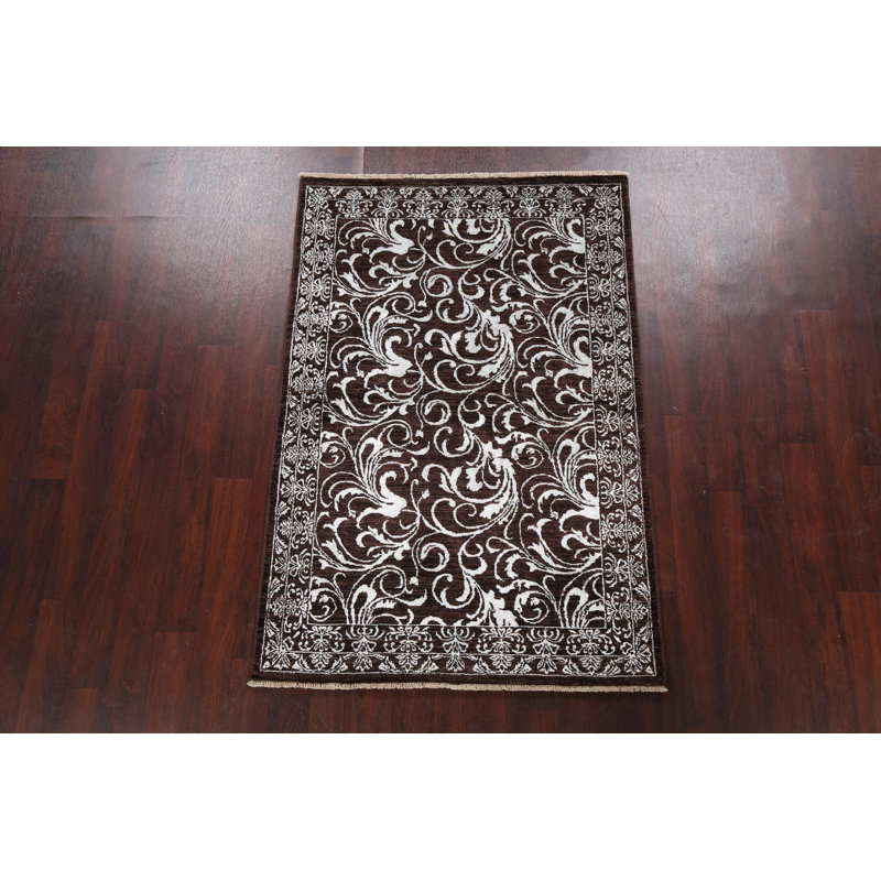 Tapis brun en laine et en soie noué à la main de conception unique 4 pi 1 po x 6 pi 1 po