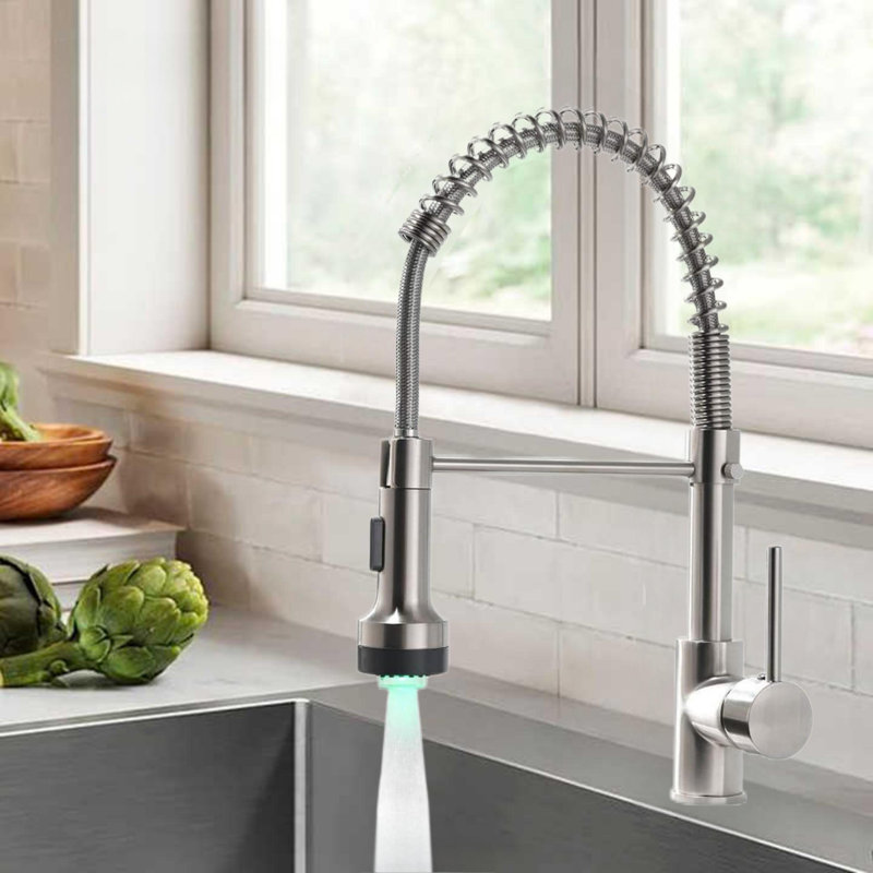 Robinet de cuisine à DEL avec douchette rétractable et robinet d'évier de cuisine à poignée simple 