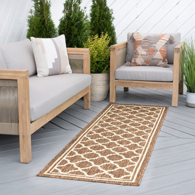 Tapis d'intérieur / extérieur à motif géométrique tissé à plat doré / crème Lavallée