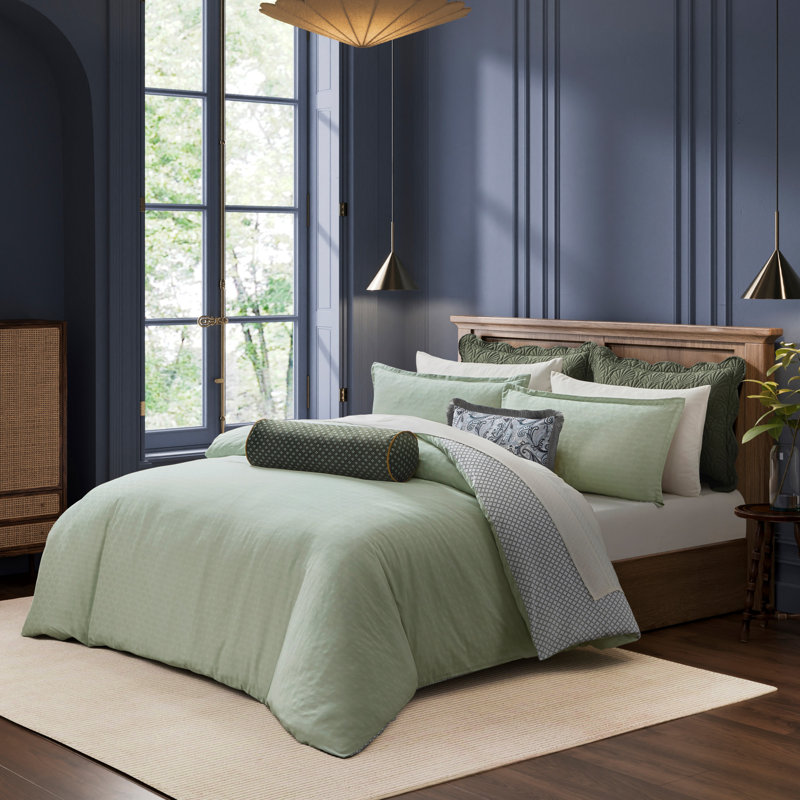 Pollsy Comforter Set, Queen Comforter + 2 Shams