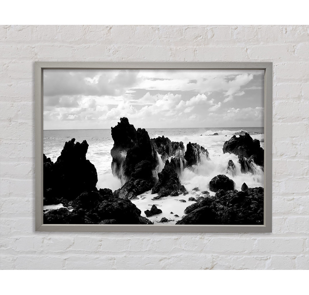 Crashing Waves Over Rocks B N W - Einzelbildrahmen Kunstdrucke auf Leinwand