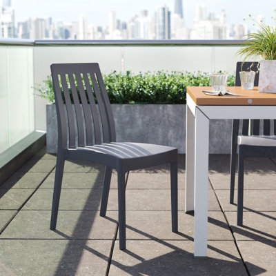 Chaise d'appoint de patio empilable Kenno Anyfer