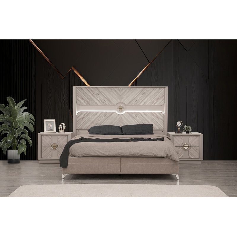 Ensemble de chambre avec grand lit 5 pièces Eternity Traditional, 5 pièces : lit, table de chevet, miroir, commode,, Grand
