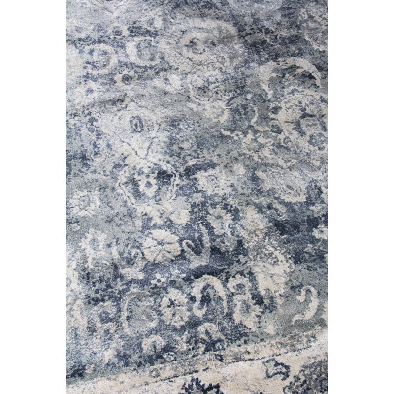 Cassina Oriental Area Rug, Rectangle 6' x 9'