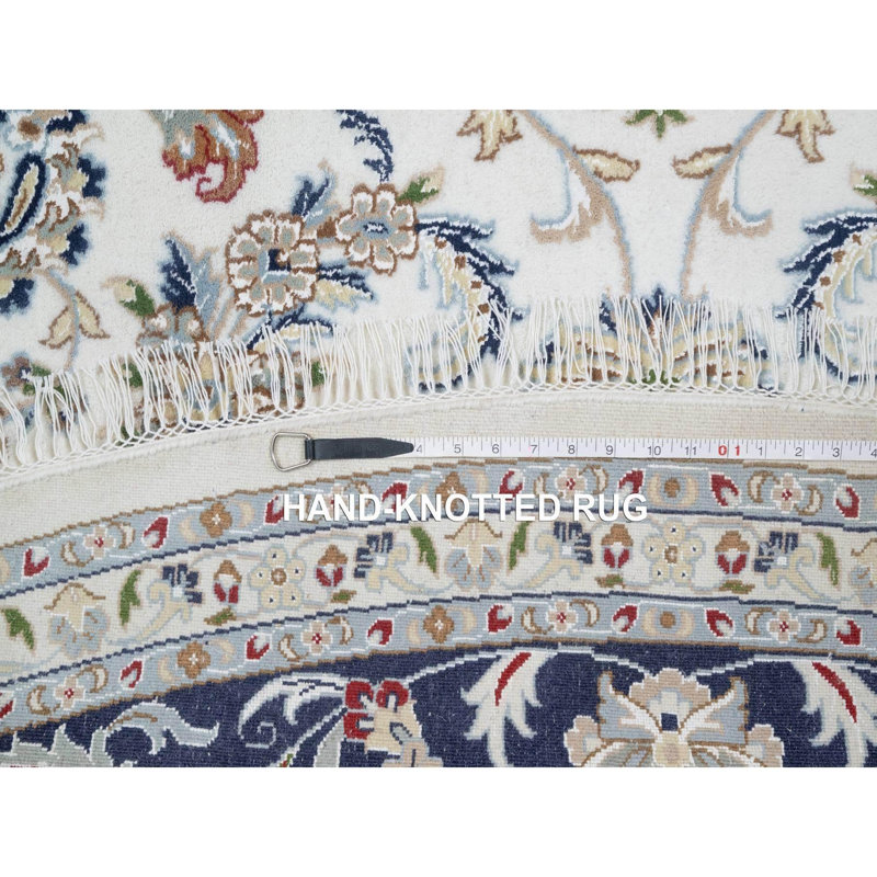 Tapis blanc en laine et en soie noué à la main 9 pi 9 po x 9 pi 9 po Nain 250 KPSI 12E838E9612C4DBEA11F40E63E3732A7