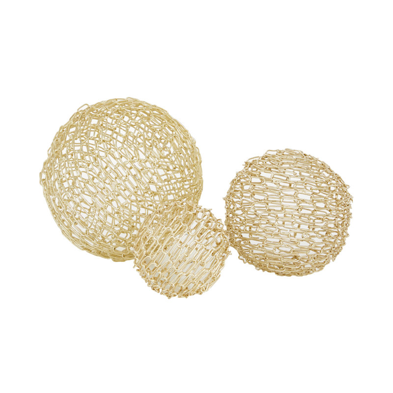 Cosmoliving By Cosmopolitan 3-Piece Gold Metal Sculpture