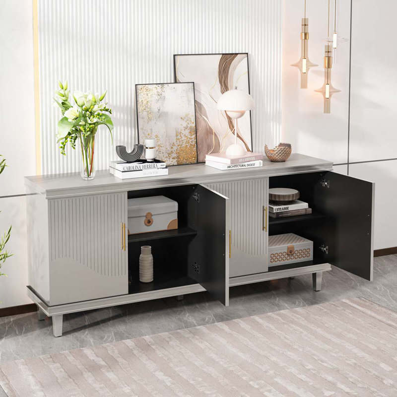 Grande armoire à 4 portes, Champagne, 32.28" H x 70.07" W x 15.75" D
