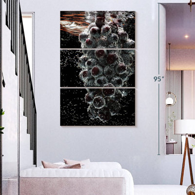 Yarlin Submerged Grapes