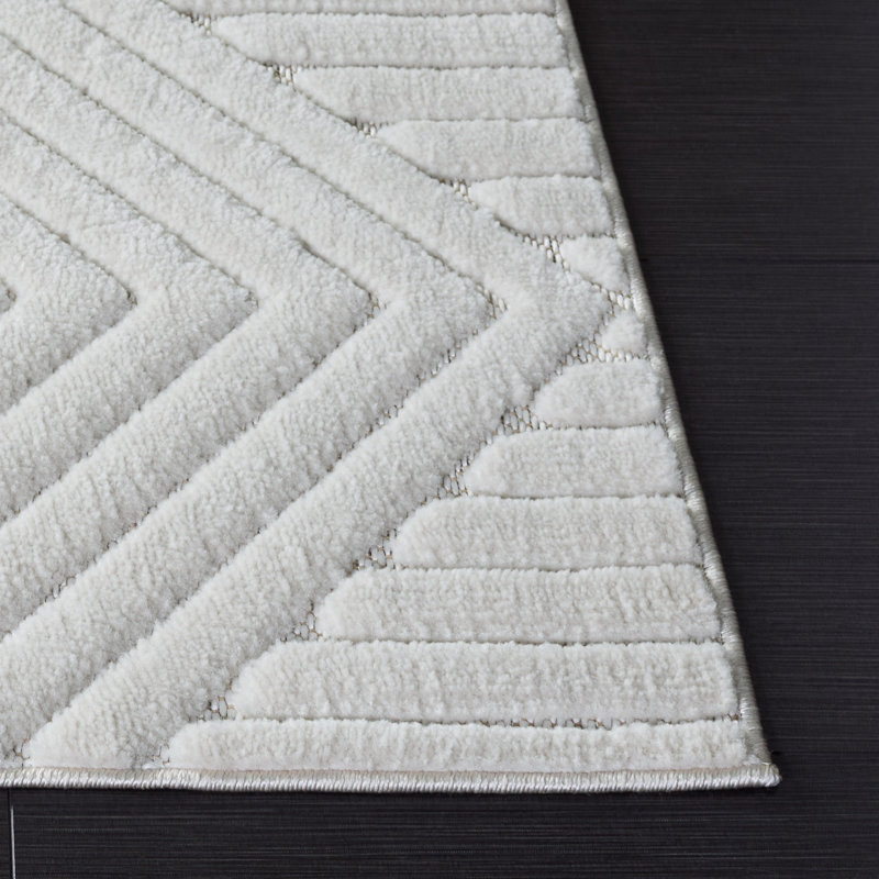 Selena 684 Performance Geometric Rug, 4'-0" X 6'-0" Rectangle