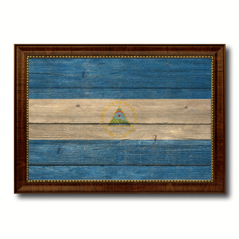 «Nicaragua Country Flag», impression sur toile encadrée, H 15 po x l 21 po x P 1 po, Encadrement brun