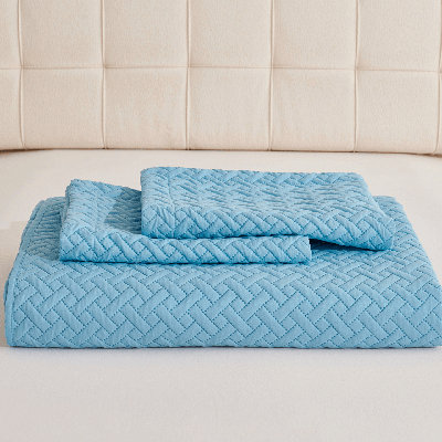 Siyana Stitched Pinsonic Reversible Bedspread Set