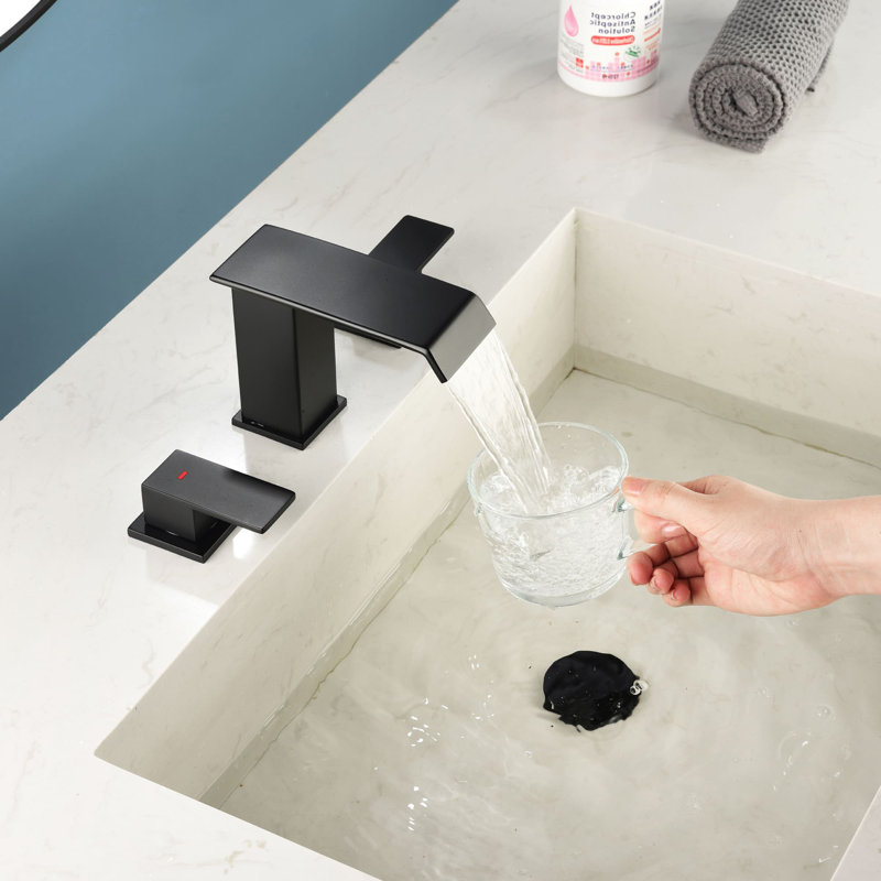 2-handle Bathroom Faucet with Drain Assembly, Matte Black