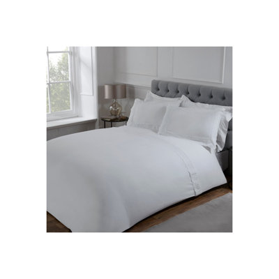 Melanie Cotton Blend, Polyester Solid Colour Duvet Cover Set with Pillowcases