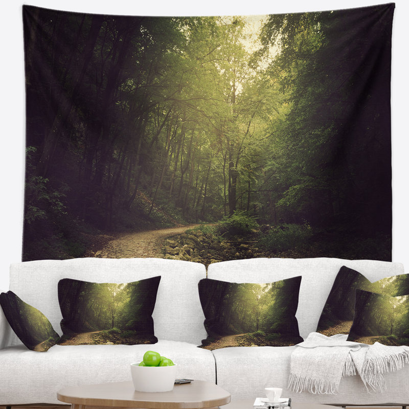 Tapisserie «Wild Way into the Dark Forest», H 50 po x l 60 po