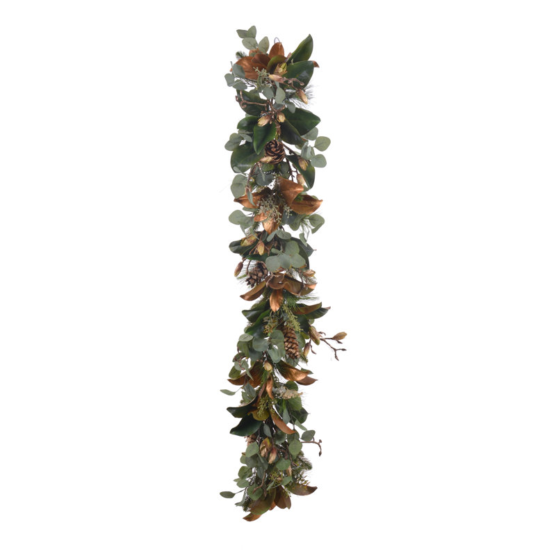 GOLDEN MIX GARLAND