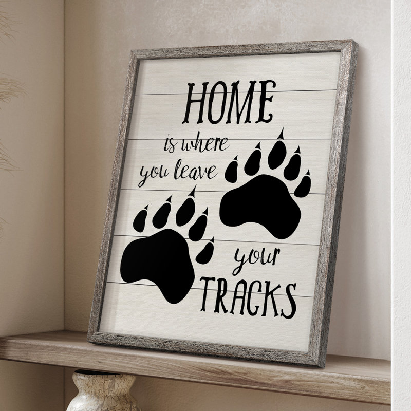 Home Tracks, reproduction encadrée - bois massif, H 11 po x l 9 po