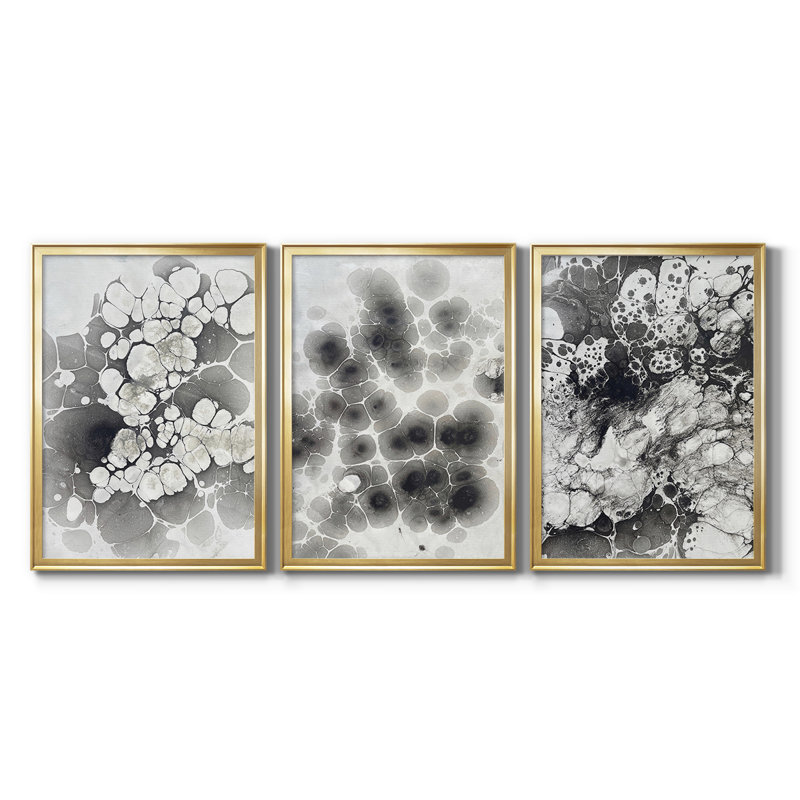 Marble VII - Toile tendue avec châssis sur mesure - 3 pièces, H 39 po x l 81 po, Doré