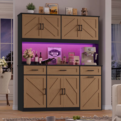 Garde-manger 70,5 "avec portes à persiennes et tablette à micro-ondes