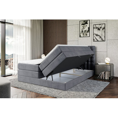 Budyoni Bed